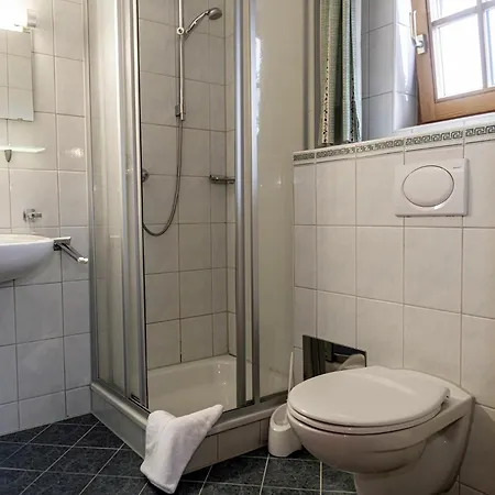 Uriges 4 * Grafenweg